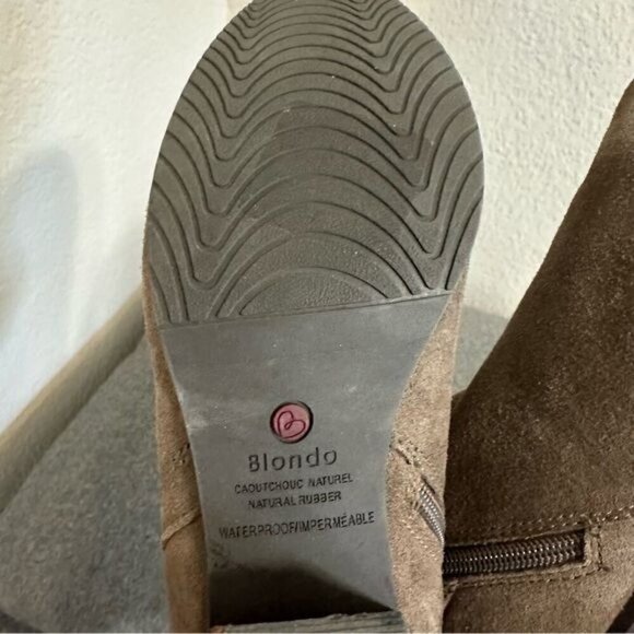 Blondo Idra Waterproof Ankle Booties Womens Size 8.5 Brown Suede Leather Zip - Picture 10 of 10